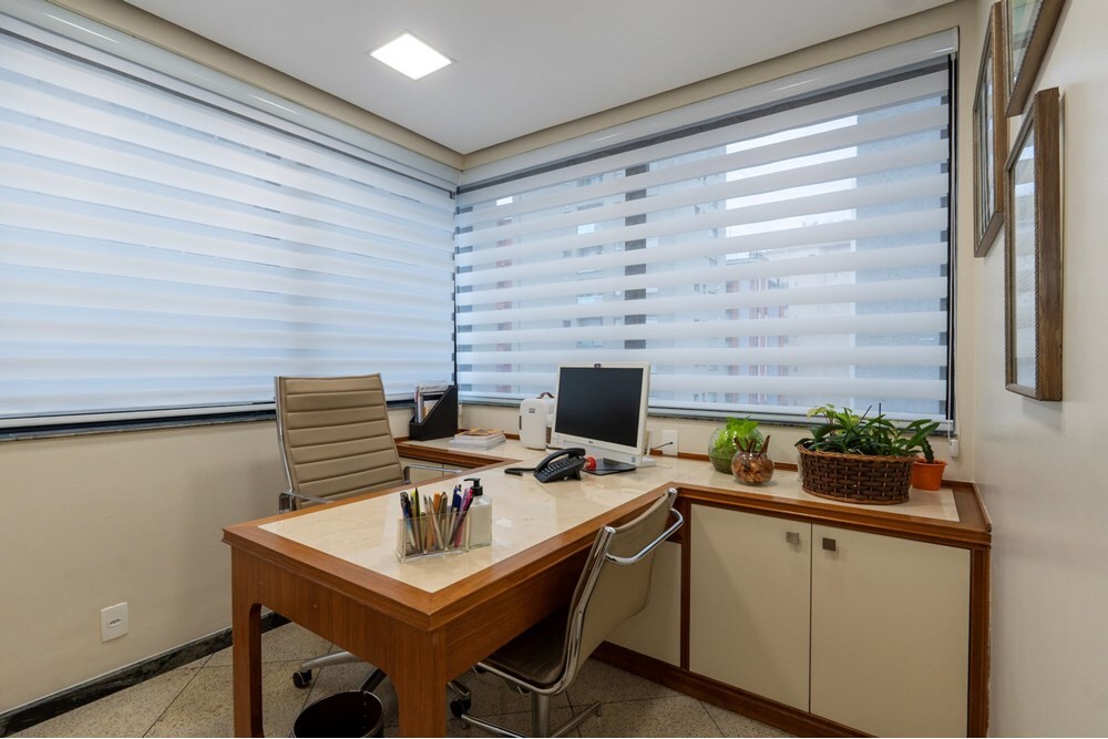 IBT 100 Sala 601241007-32 - REMAX Ville Exclusividades IBT 100 Sala 601241007-32 - REMAX Ville Exclusividades