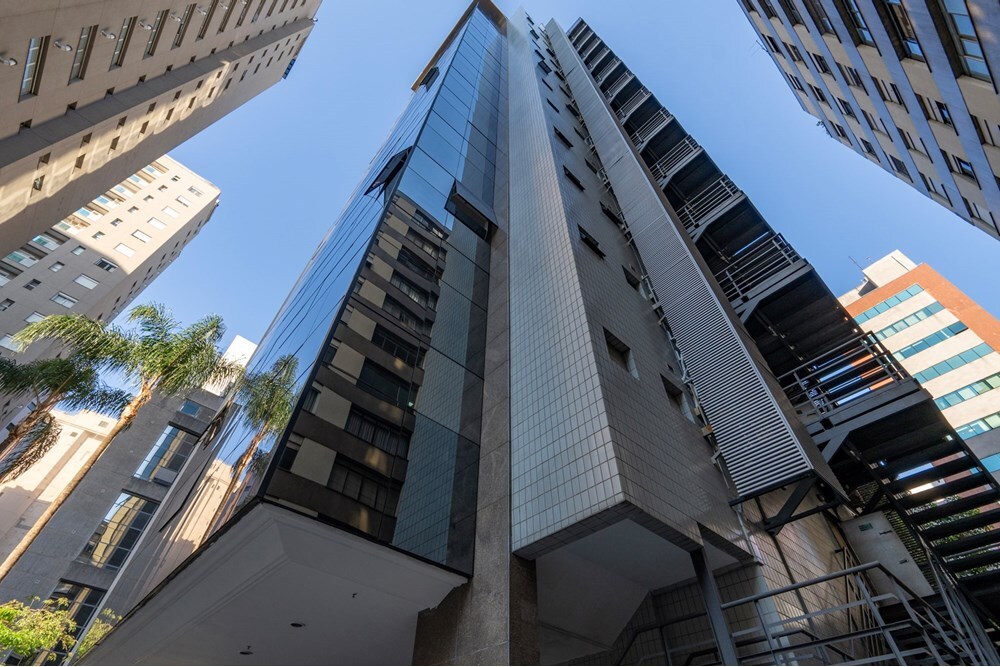 IBT 100 Sala 601241007-32 - REMAX Ville Exclusividades IBT 100 Sala 601241007-32 - REMAX Ville Exclusividades