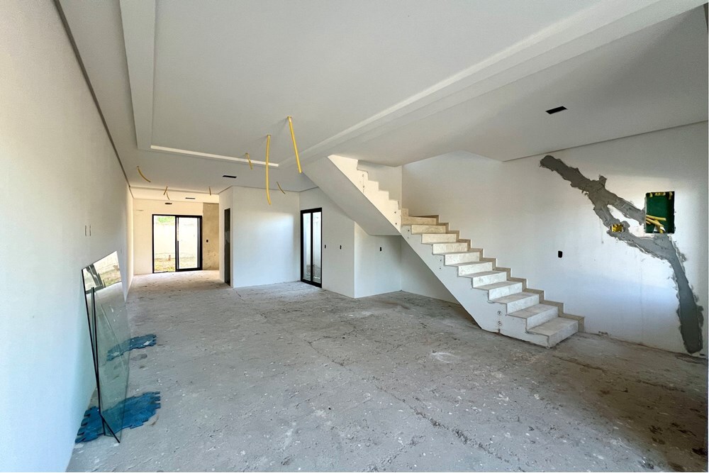 CG 200 610241026-29 - REMAX 520 Exclusividades