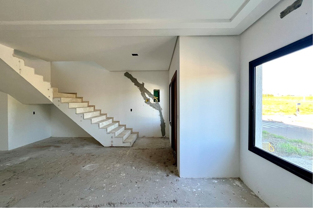 CG 200 610241026-29 - REMAX 520 Exclusividades