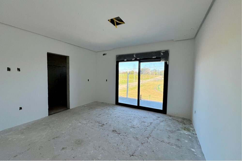 CG 200 610241026-29 - REMAX 520 Exclusividades