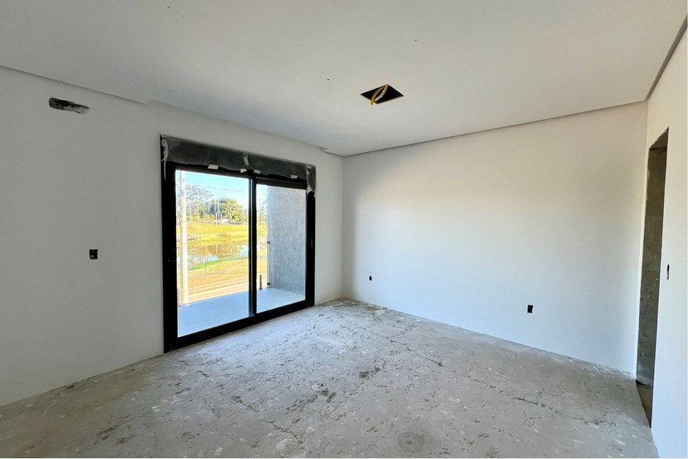 CG 200 610241026-29 - REMAX 520 Exclusividades