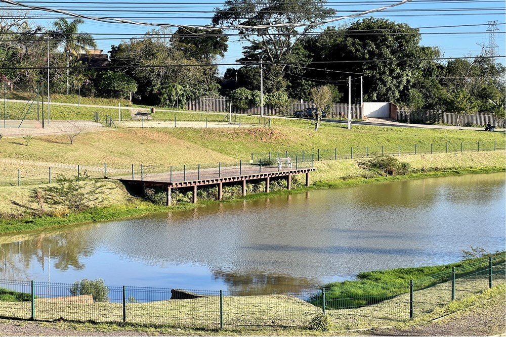 CG 200 610241026-29 - REMAX 520 Exclusividades