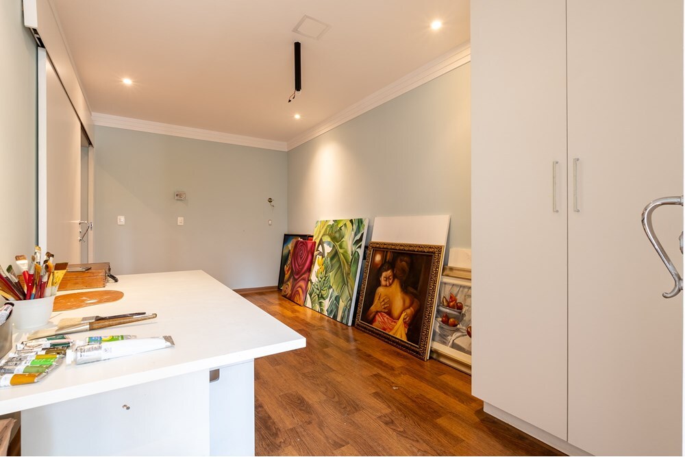 Residencial Multifamiliar de 5 quartos, 287m² no bairro Moema, em São Paulo | Eu Corretor