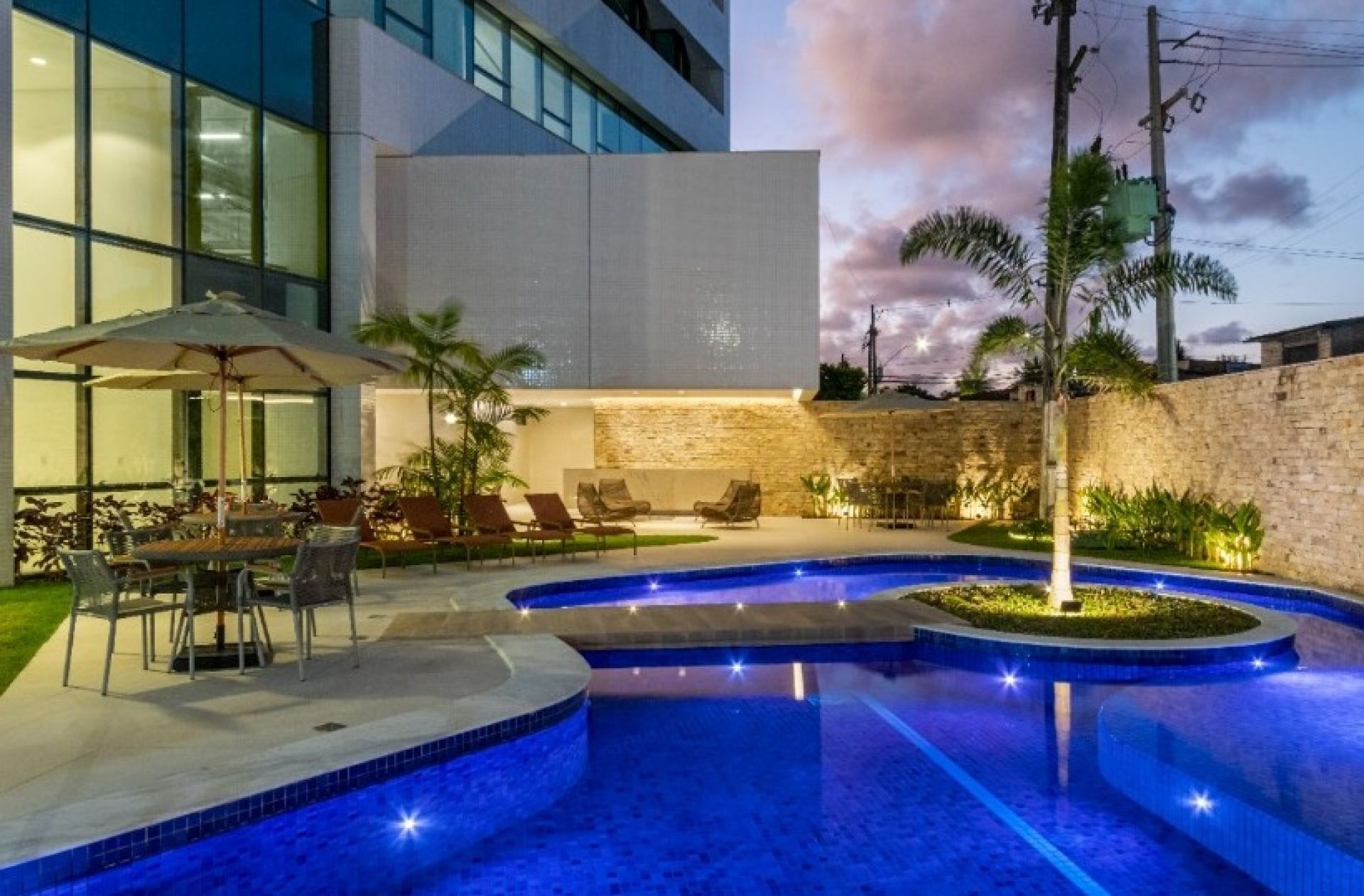 Residencial Multifamiliar de 4 quartos, 146m² no bairro Boa Viagem, em Recife | Eu Corretor