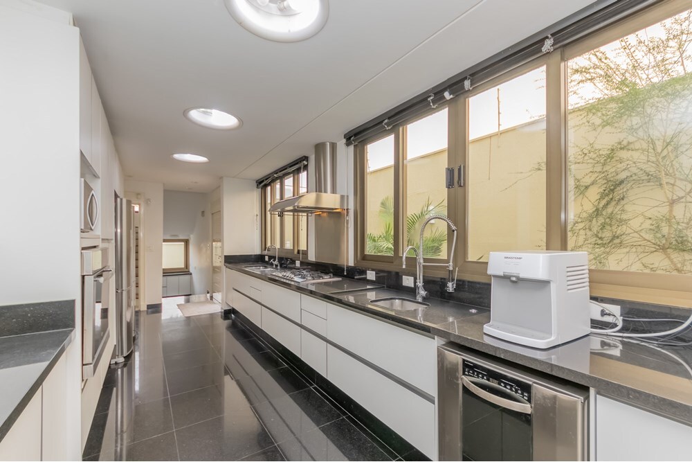 VIP 35 Casa 601461002-43 - REMAX NM Exclusividades