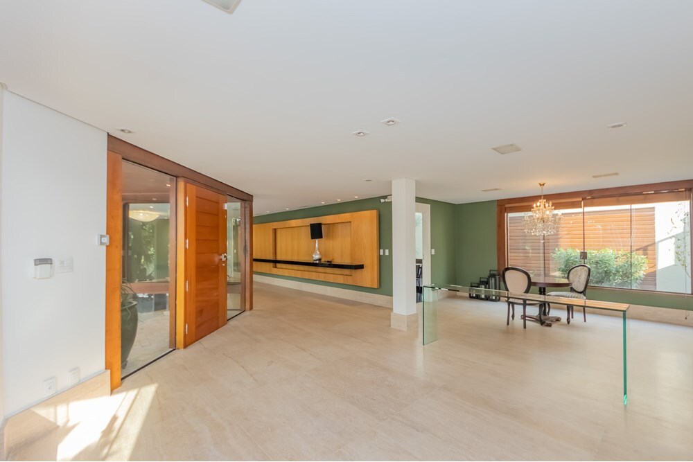 VIP 35 Casa 601461002-43 - REMAX NM Exclusividades