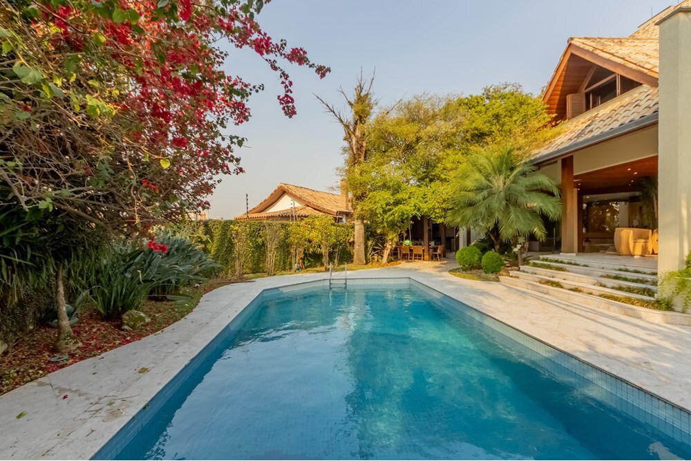 VIP 35 Casa 601461002-43 - REMAX NM Exclusividades