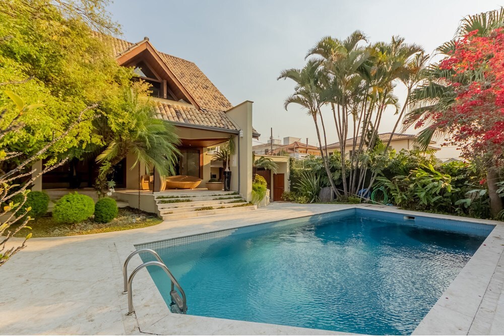 VIP 35 Casa 601461002-43 - REMAX NM Exclusividades