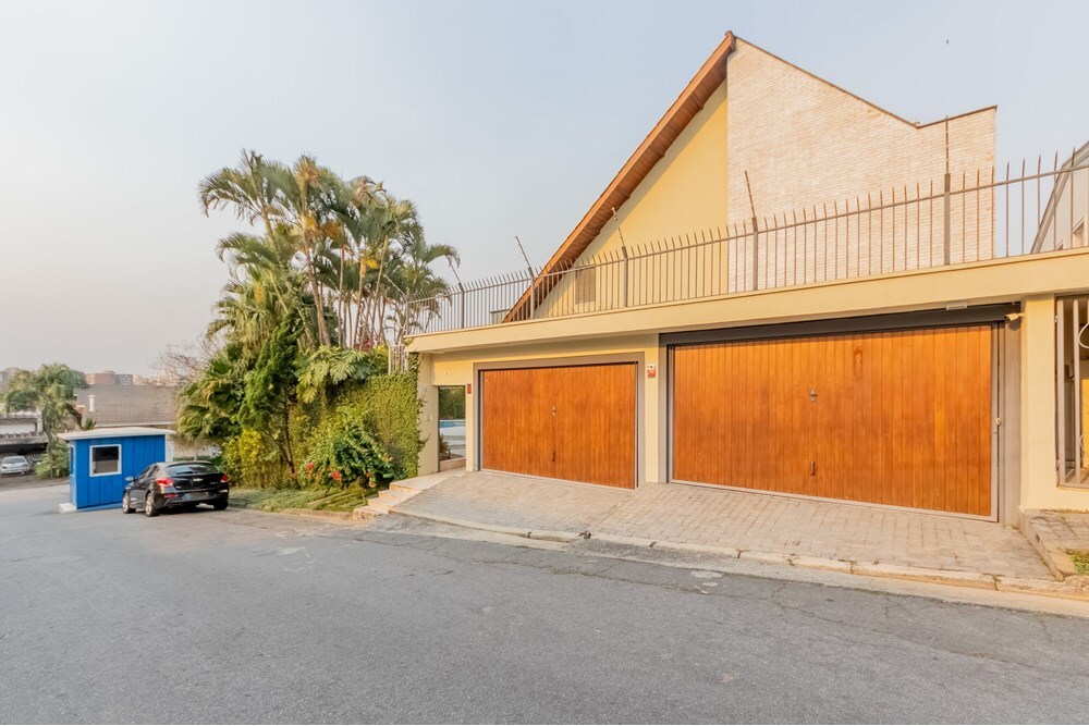 VIP 35 Casa 601461002-43 - REMAX NM Exclusividades