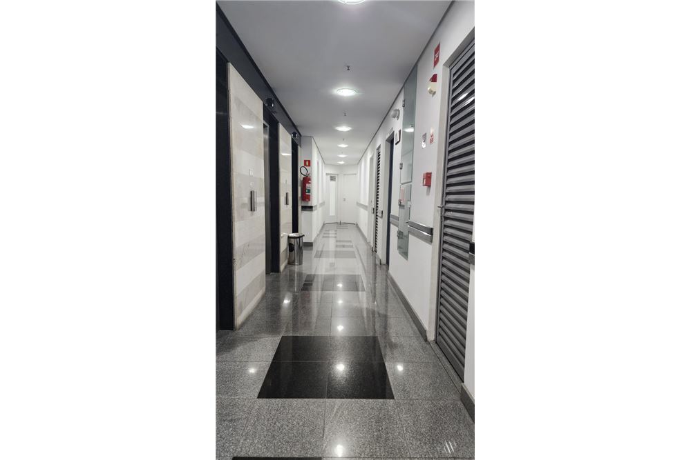 PFDA 221 Loja 602191001-11 - Remax United Exclusividades