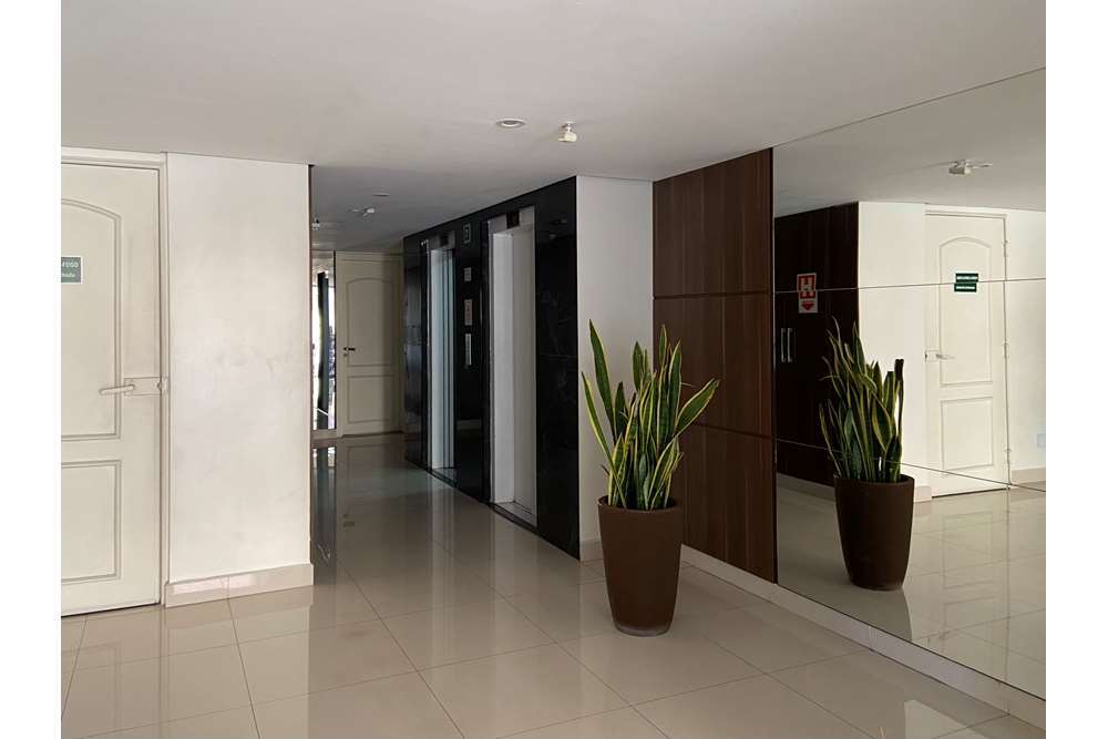 CVAP 705 Apto 602191001-16 - Remax United Exclusividades