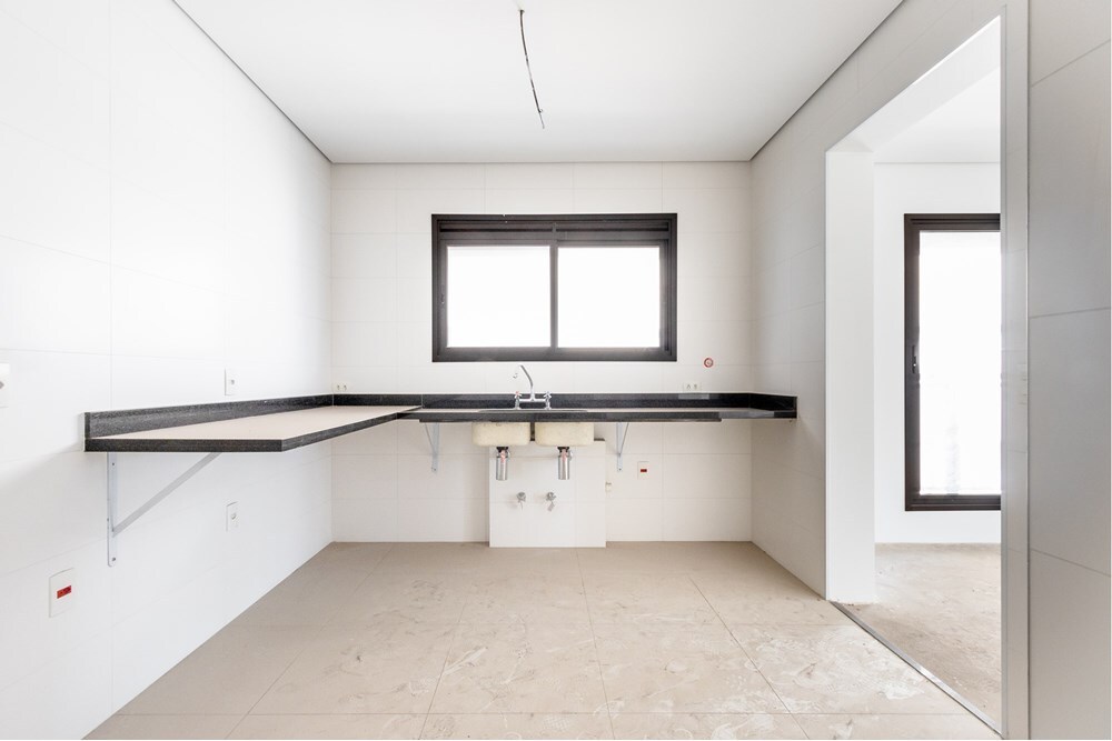 SCT 221 Apto 601081042-43 - REMAX Lepex Exclusividades