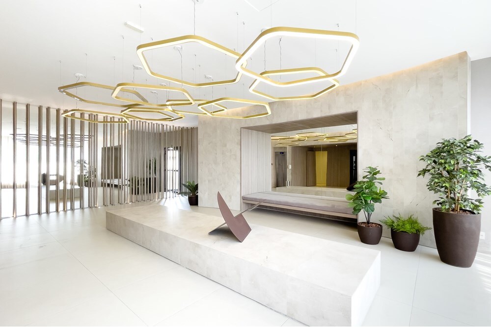 SCT 221 Apto 601081042-43 - REMAX Lepex Exclusividades