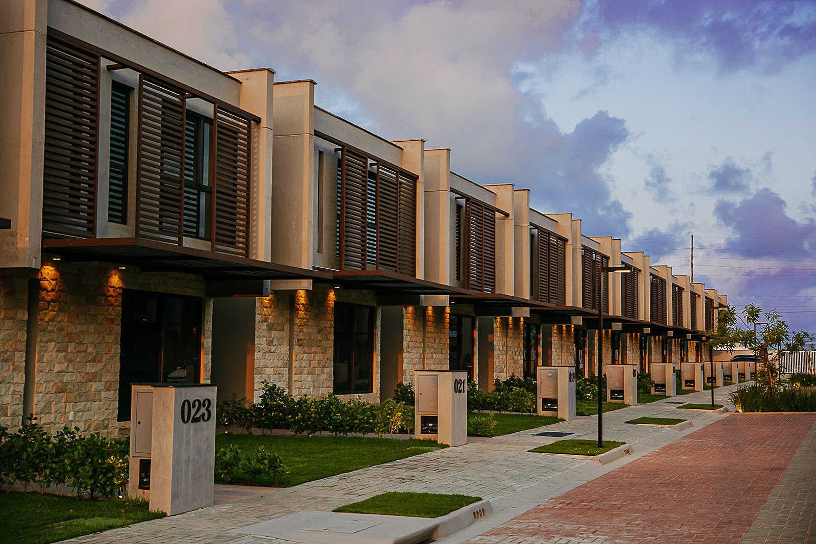 House - Alliance House - Alliance