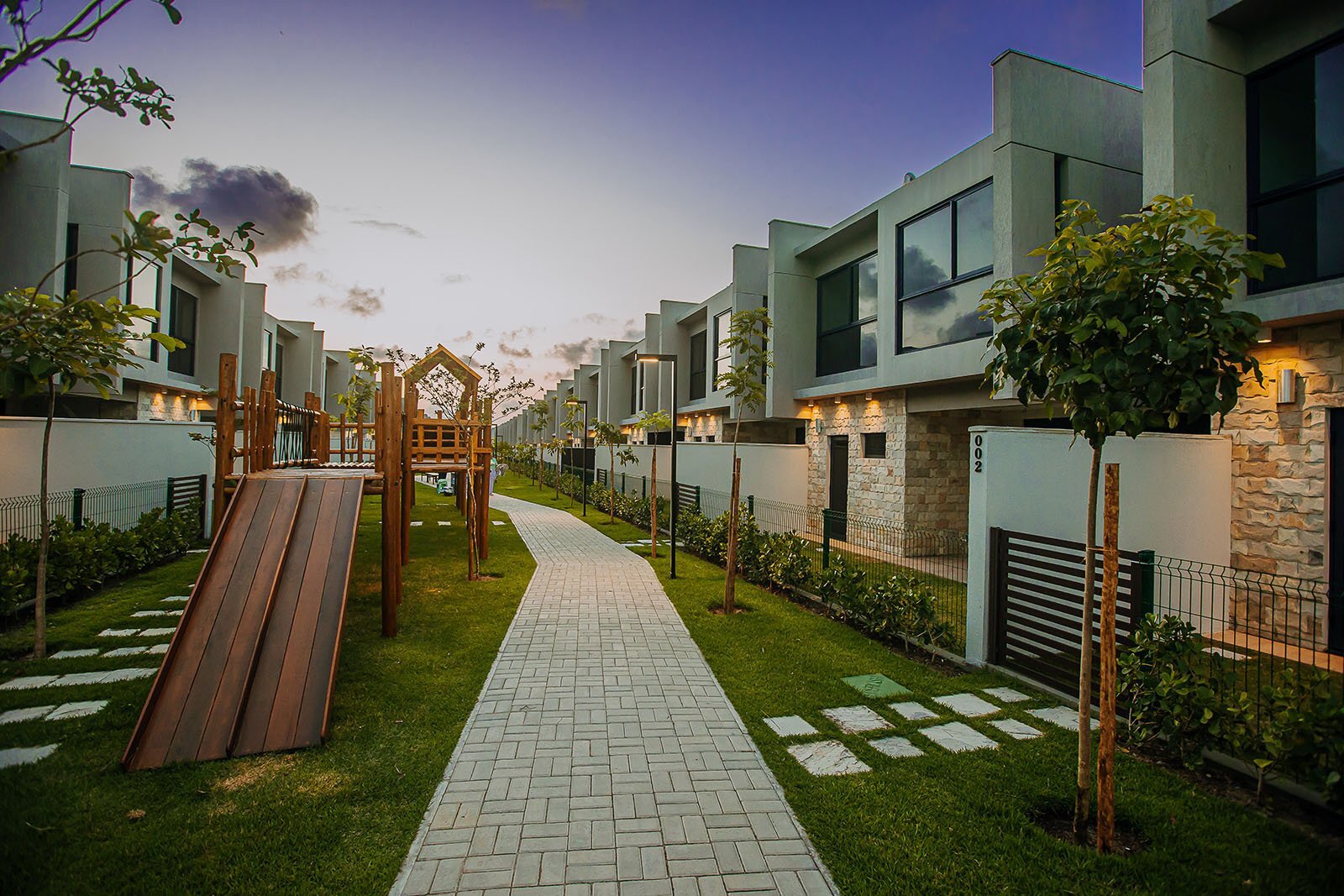 House - Alliance House - Alliance