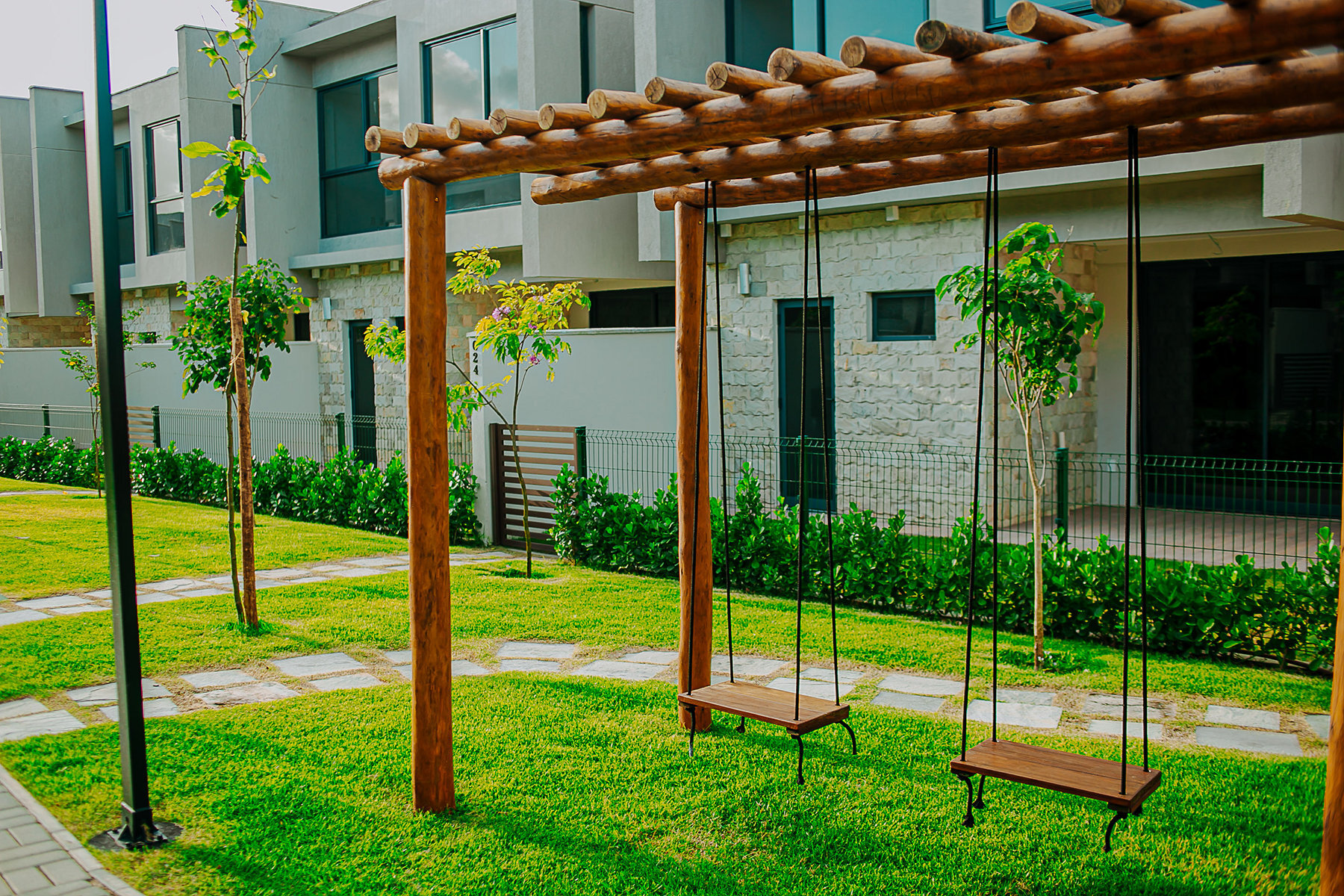 House - Alliance House - Alliance