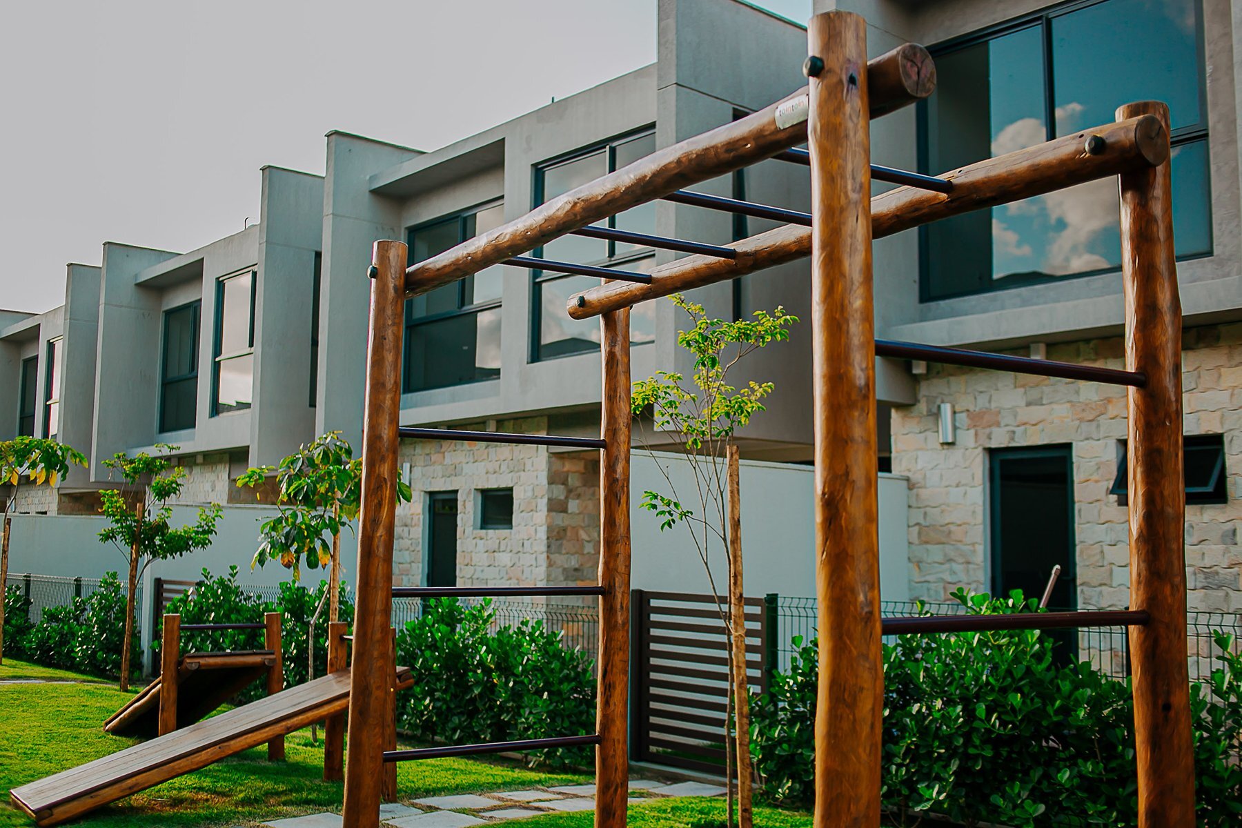 House - Alliance House - Alliance