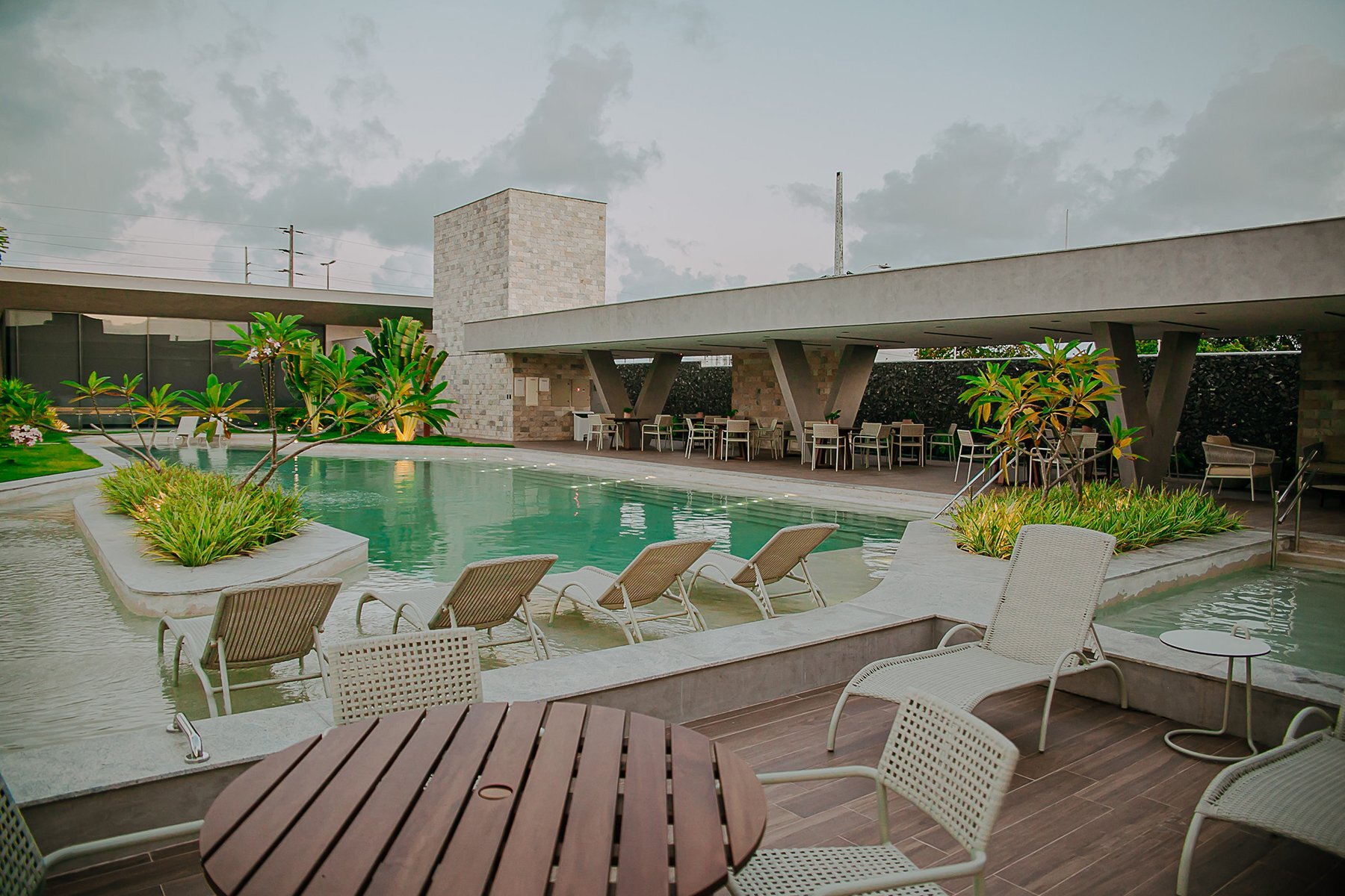 House - Alliance House - Alliance