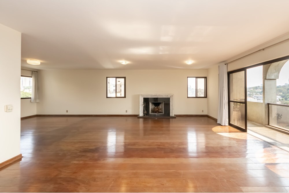 HEEEDS 327 Apto 601081019-25 - REMAX Lepex Exclusividades