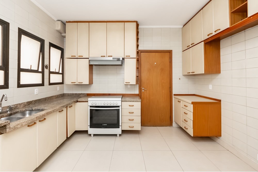 HEEEDS 327 Apto 601081019-25 - REMAX Lepex Exclusividades