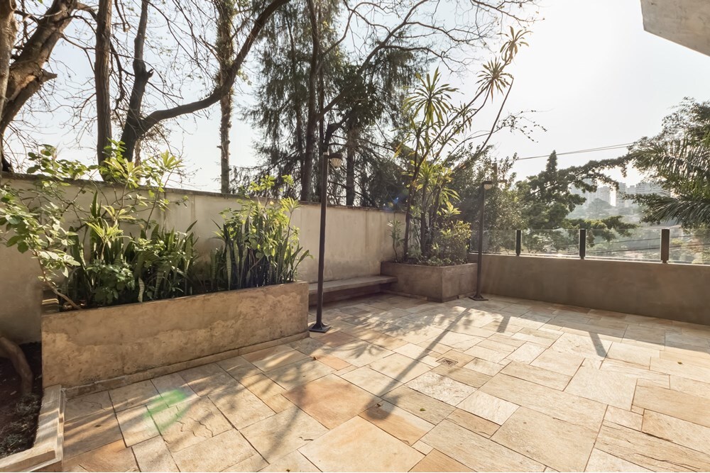 HEEEDS 327 Apto 601081019-25 - REMAX Lepex Exclusividades