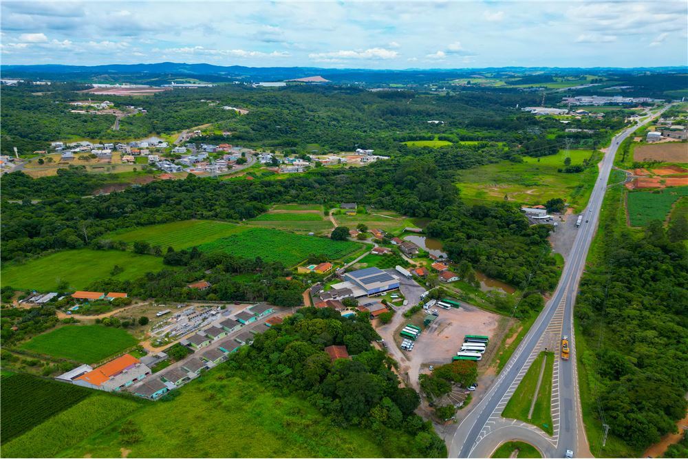 CJ 1 690591033-62 - REMAX Máxima Exclusividades