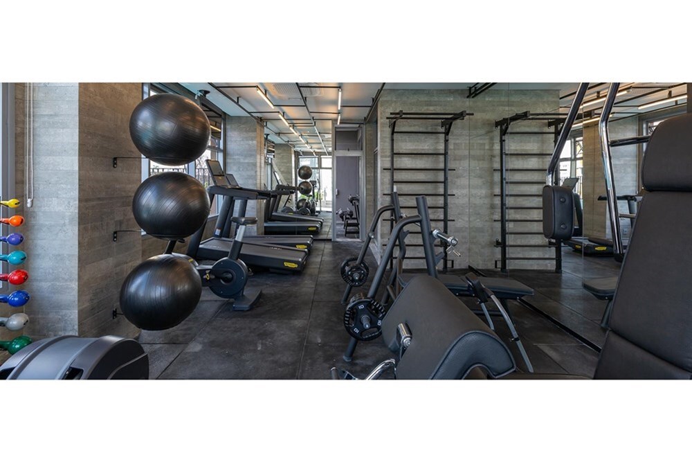 SH 1323 Apto 601371001-75 - REMAX Boutique Exclusividades