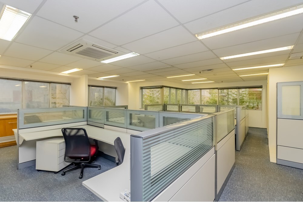 PCD 184 Sala 630331089-4 - REMAX Comunità Exclusividades