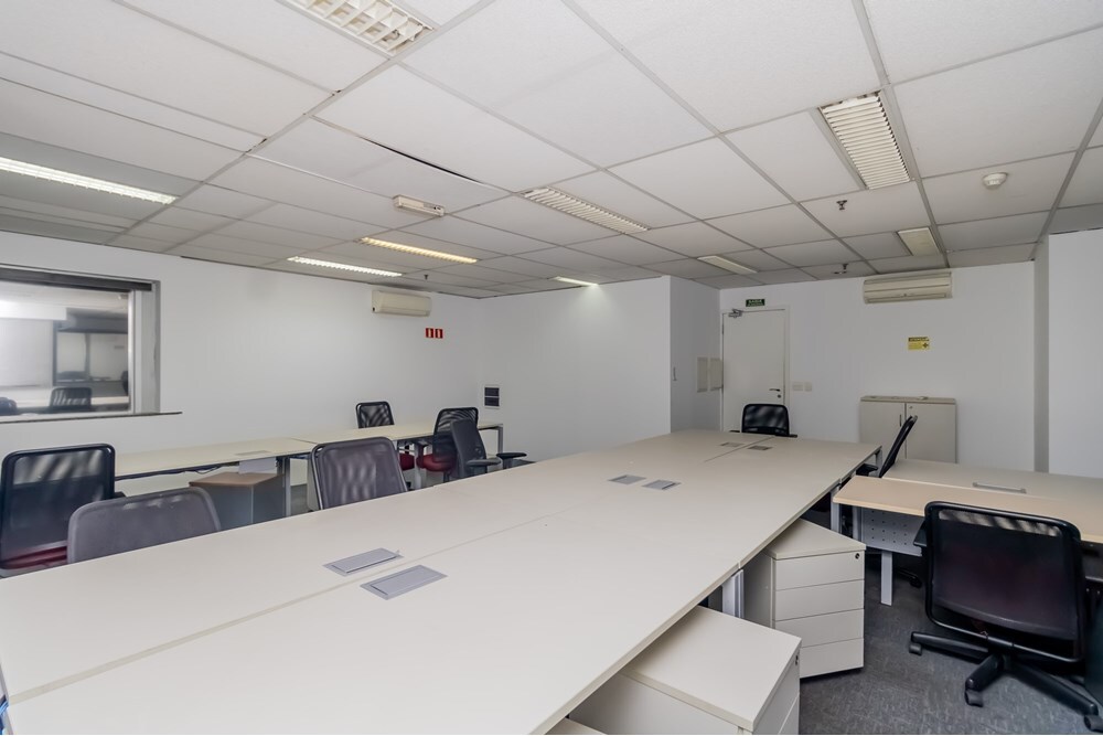 PCD 184 Sala 630331089-4 - REMAX Comunità Exclusividades