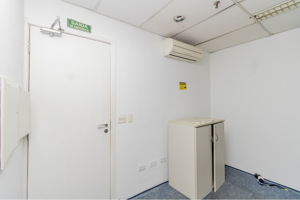 PCD 184 Sala 630331089-4 - REMAX Comunità Exclusividades