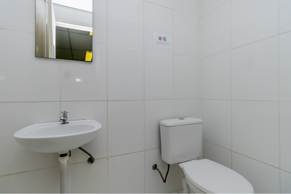 PCD 184 Sala 630331089-4 - REMAX Comunità Exclusividades