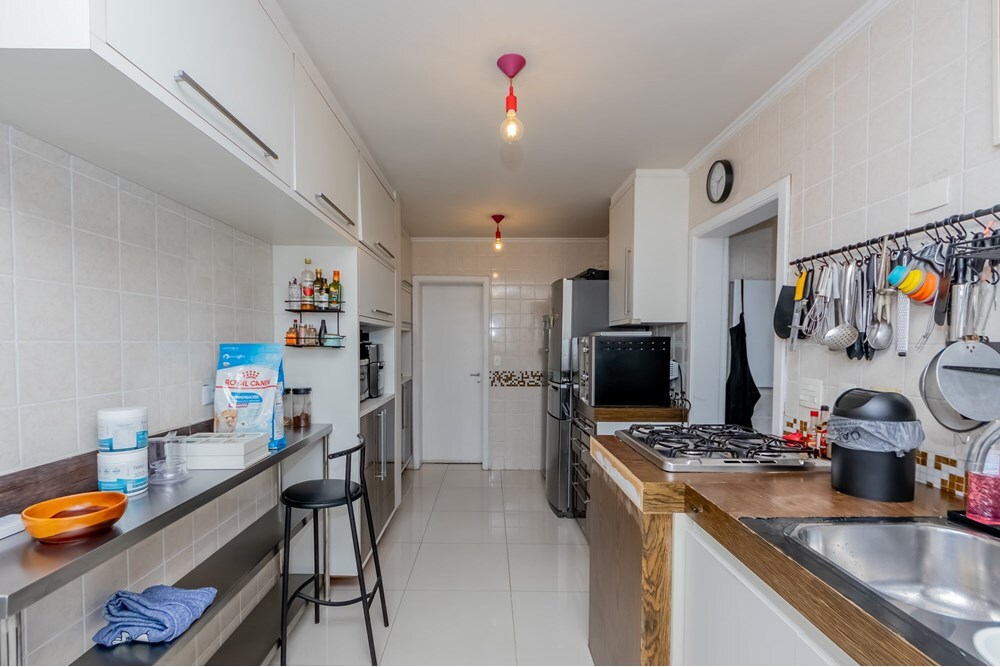 RPBDCL 372 Apto 601721006-58 - REMAX Front Exclusividades RPBDCL 372 Apto 601721006-58 - REMAX Front Exclusividades