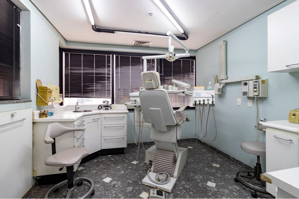 VMDDM 1061 Loja 601401005-34 - REMAX Paradisus Exclusividades