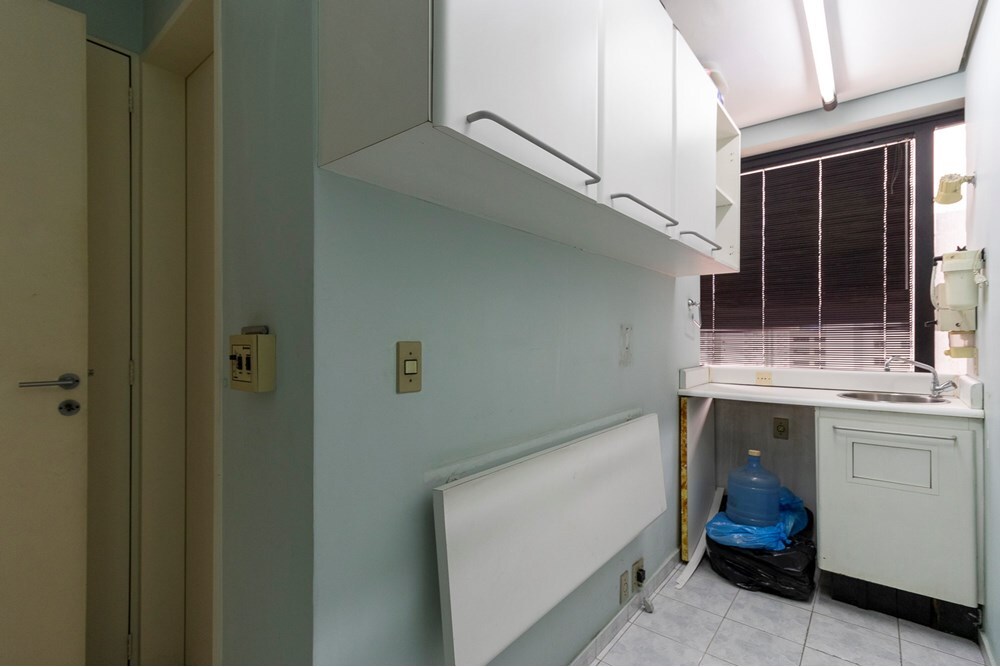 VMDDM 1061 Loja 601401005-34 - REMAX Paradisus Exclusividades