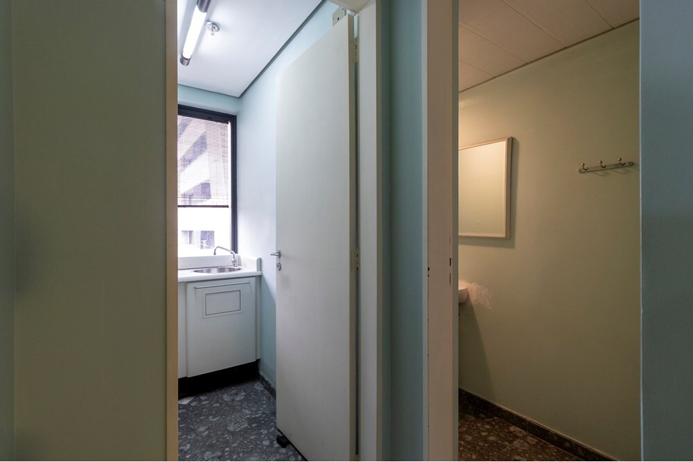 VMDDM 1061 Loja 601401005-34 - REMAX Paradisus Exclusividades