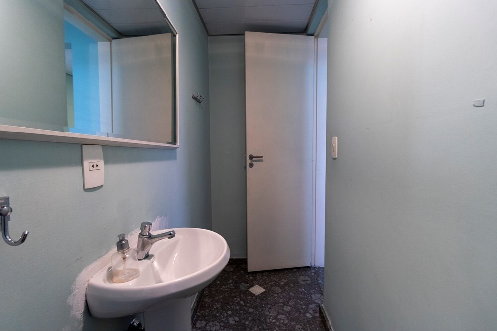 VMDDM 1061 Loja 601401005-34 - REMAX Paradisus Exclusividades