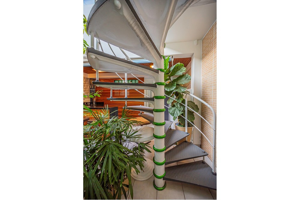 BDSJR 63 601401007-23 - REMAX Paradisus Exclusividades