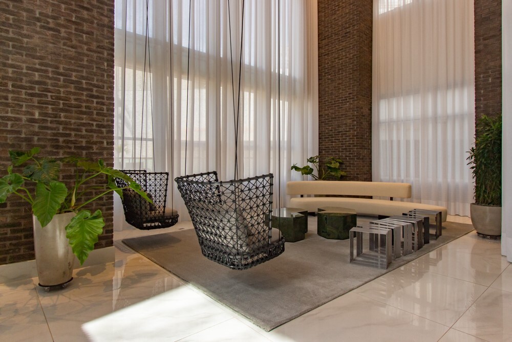 Celebrity - Kauffmann