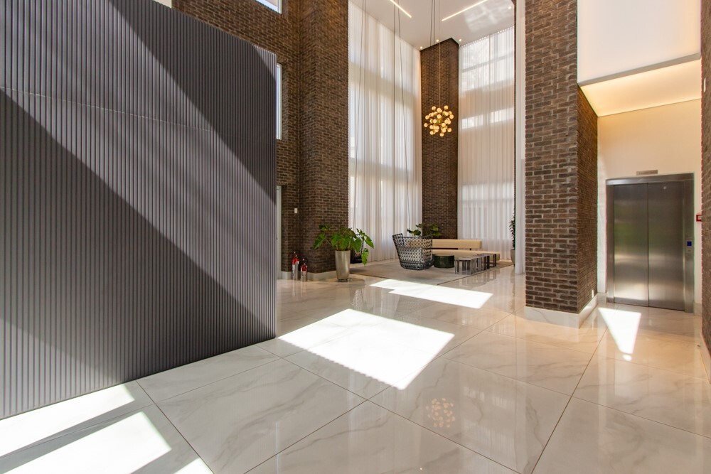 Celebrity - Kauffmann