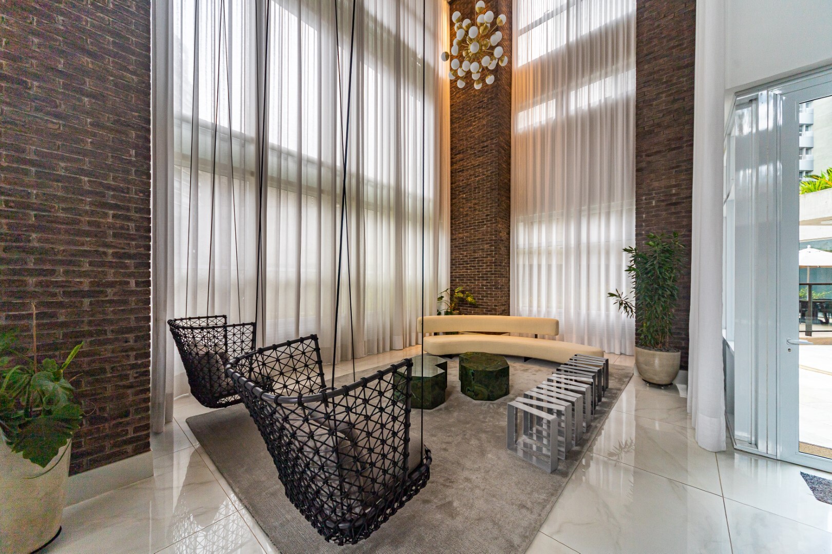 Celebrity - Kauffmann