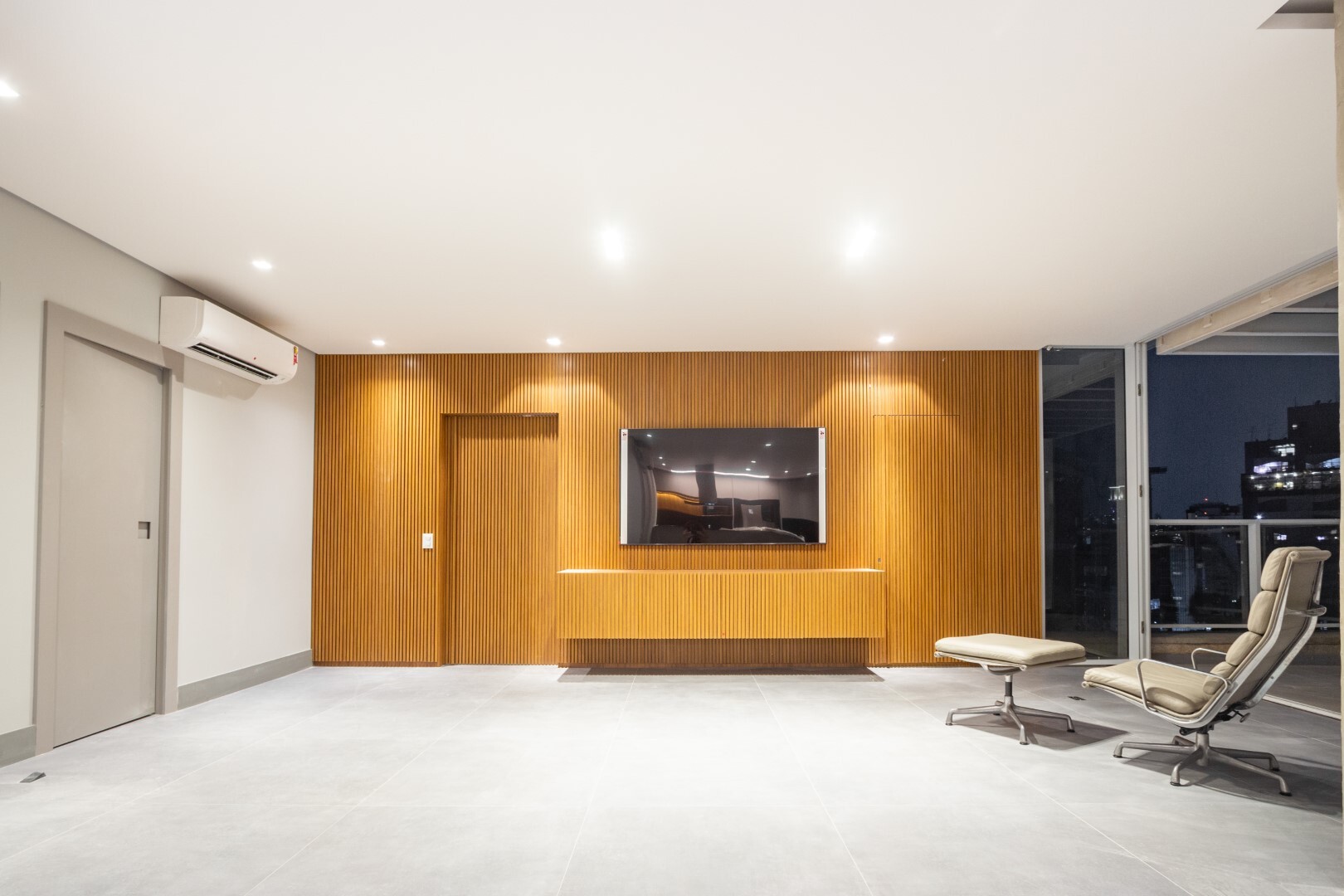 Celebrity - Kauffmann