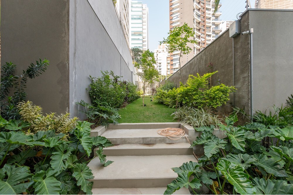 II 70 Apto 601971015-513 - REMAX Empire Exclusividades