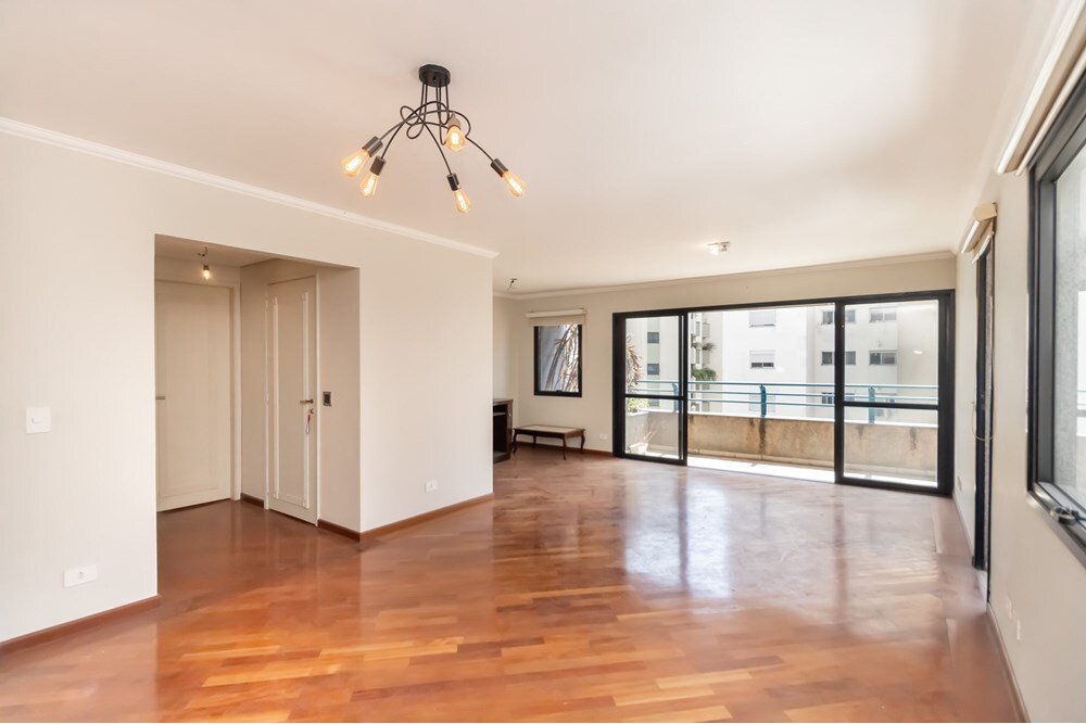 BN 246 Apto 601721002-43 - REMAX Front Exclusividades