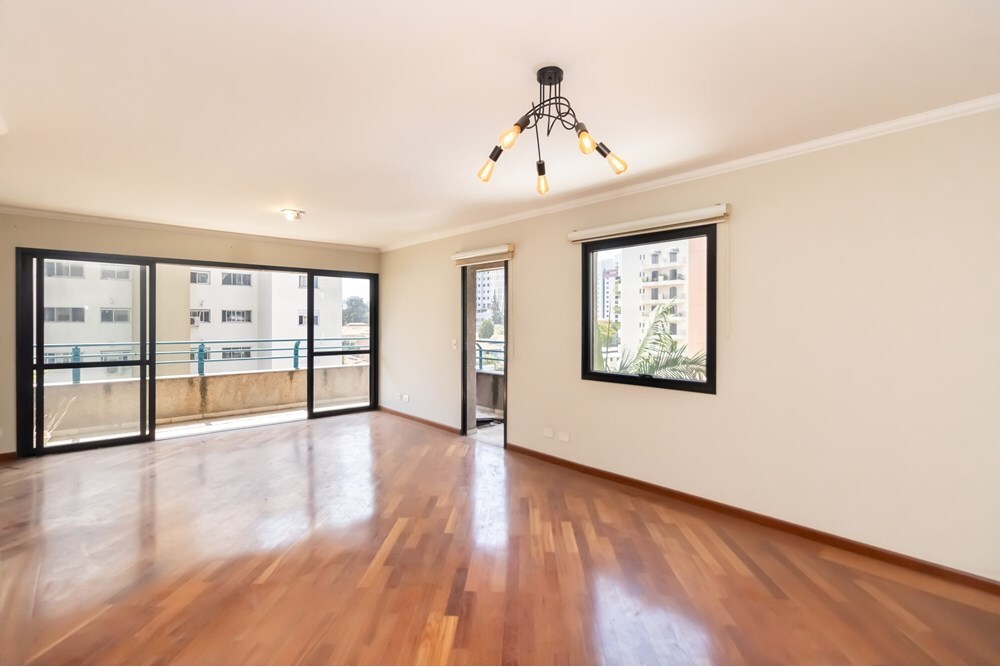 BN 246 Apto 601721002-43 - REMAX Front Exclusividades