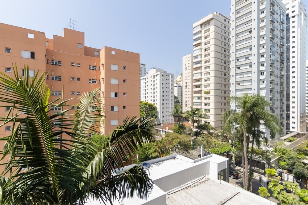 BN 246 Apto 601721002-43 - REMAX Front Exclusividades