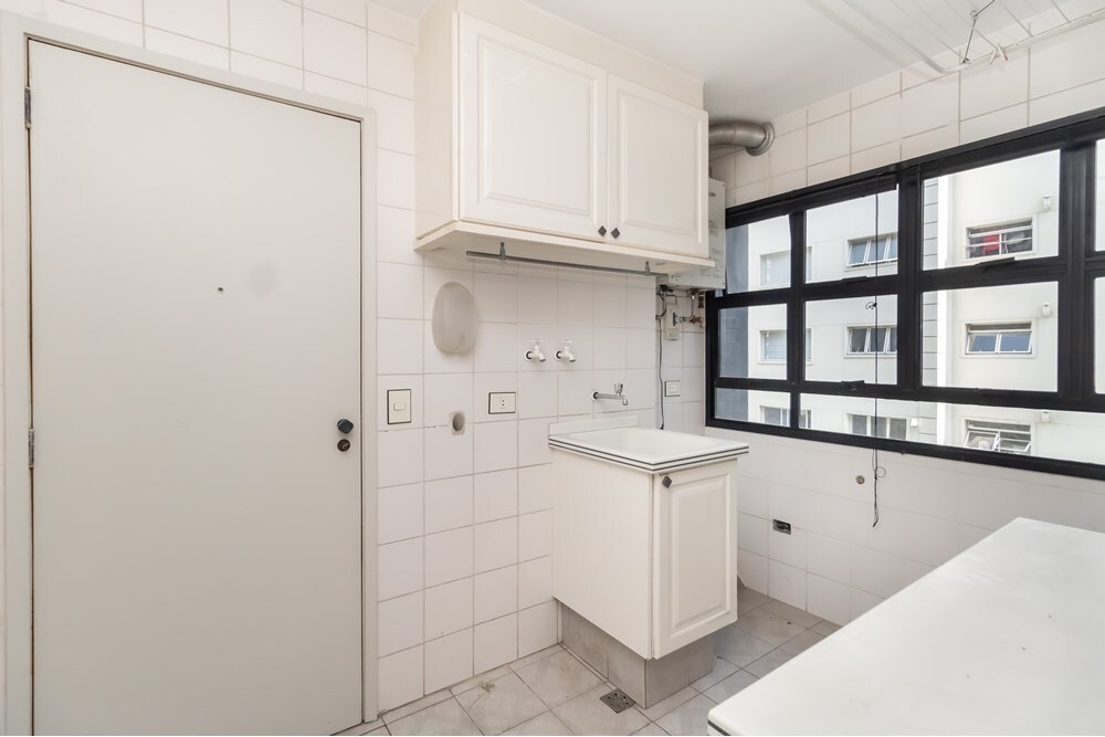 BN 246 Apto 601721002-43 - REMAX Front Exclusividades