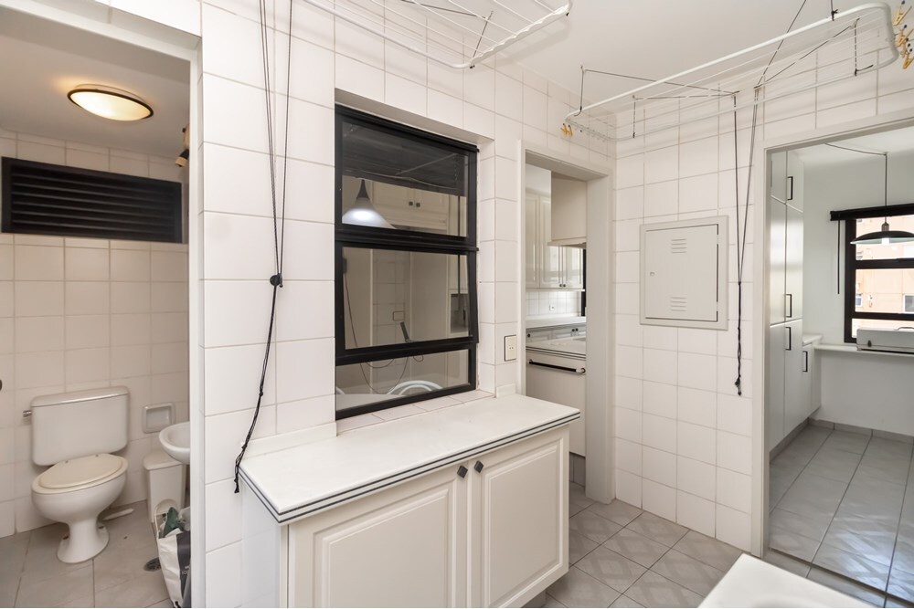 BN 246 Apto 601721002-43 - REMAX Front Exclusividades