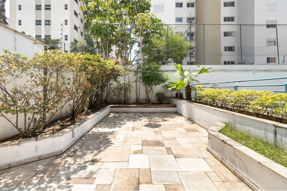 BN 246 Apto 601721002-43 - REMAX Front Exclusividades