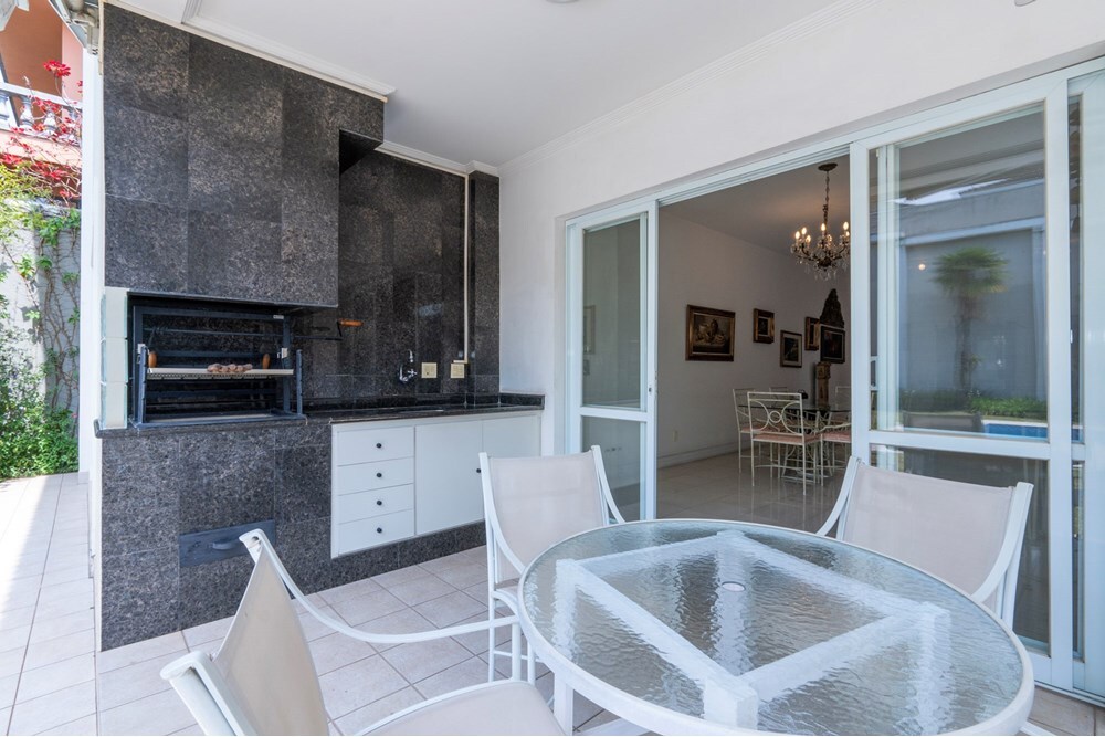 Residencial Multifamiliar de 4 quartos, 613m² no bairro Jardim Leonor, em São Paulo | Eu Corretor